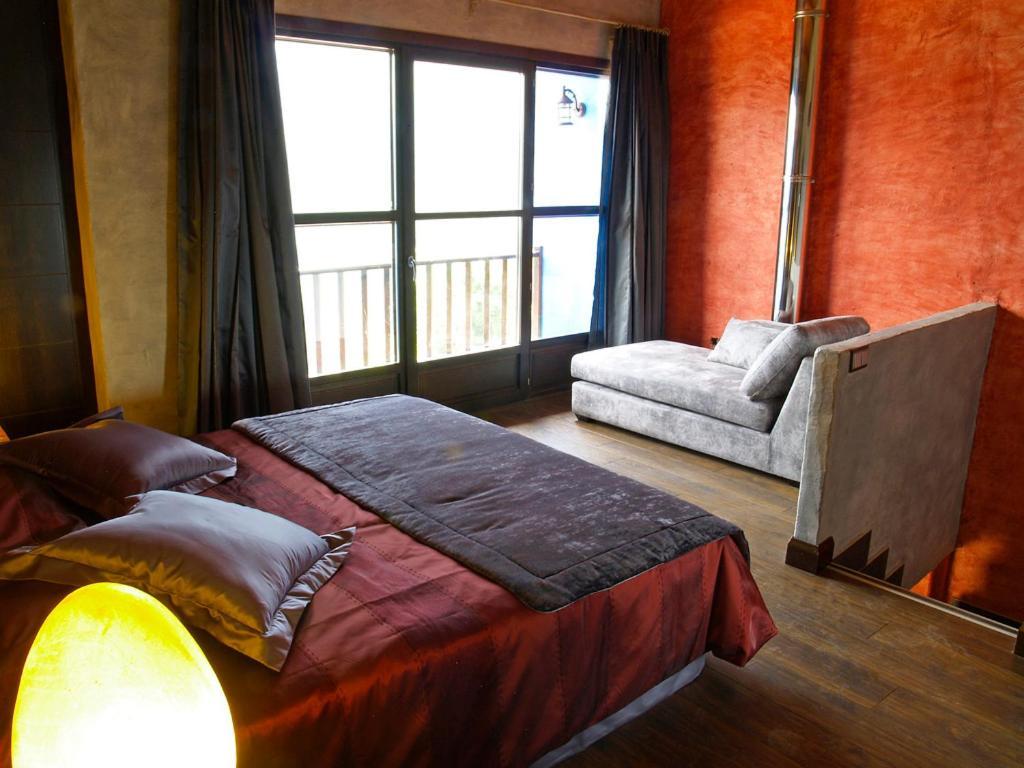 La Aldea Sonada Hotel Oviedo Bagian luar foto
