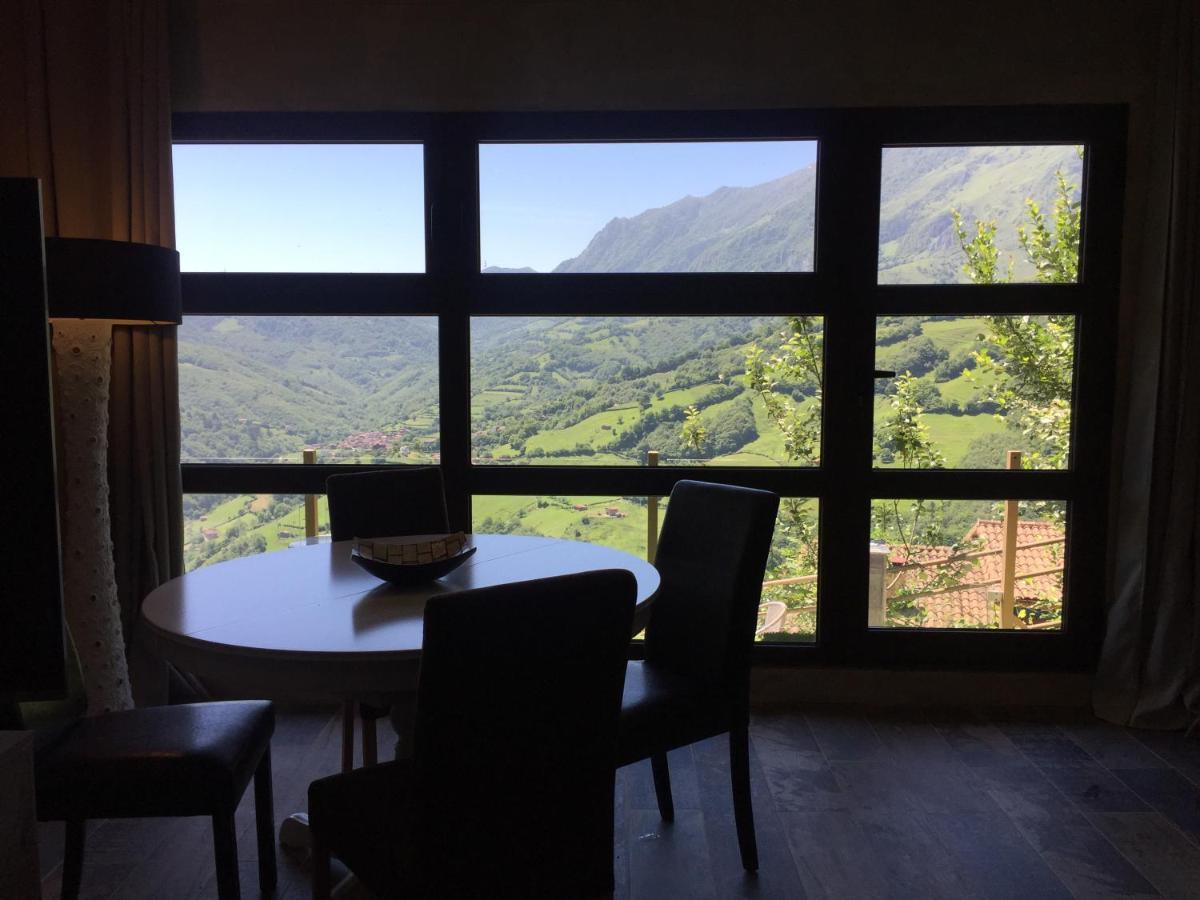 La Aldea Sonada Hotel Oviedo Bagian luar foto